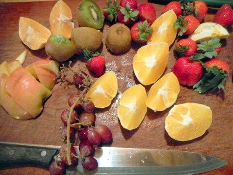 Chopped fruit ready to puree